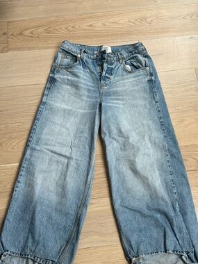BDG Light Wash Relaxed Jeans